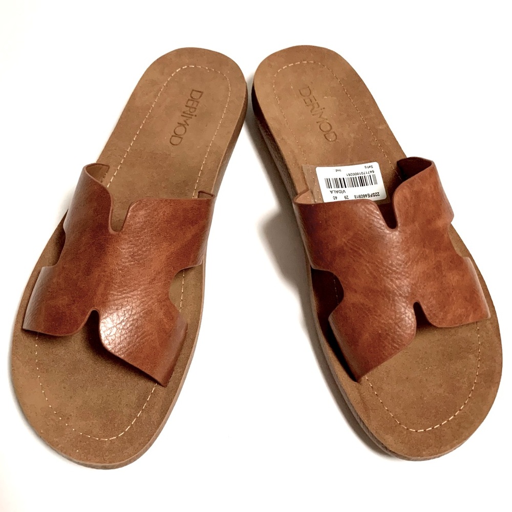 Derimod Slides Size 9